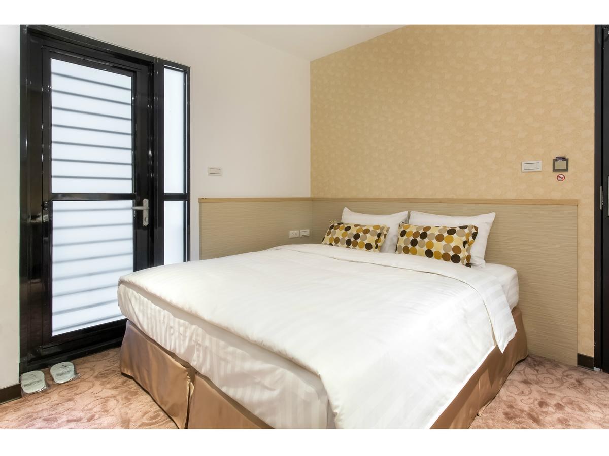Rf Hotel  Linsen Đài Bắc Ngoại thất bức ảnh