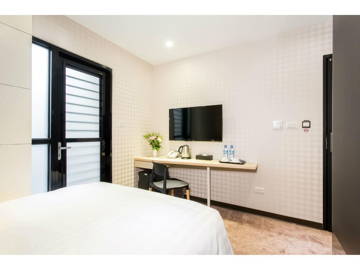 Rf Hotel  Linsen Đài Bắc Ngoại thất bức ảnh